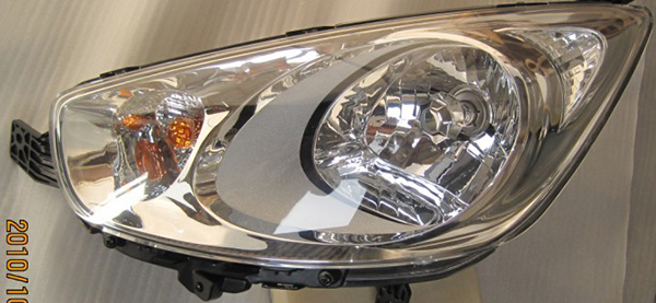 車(chē)燈3.jpg